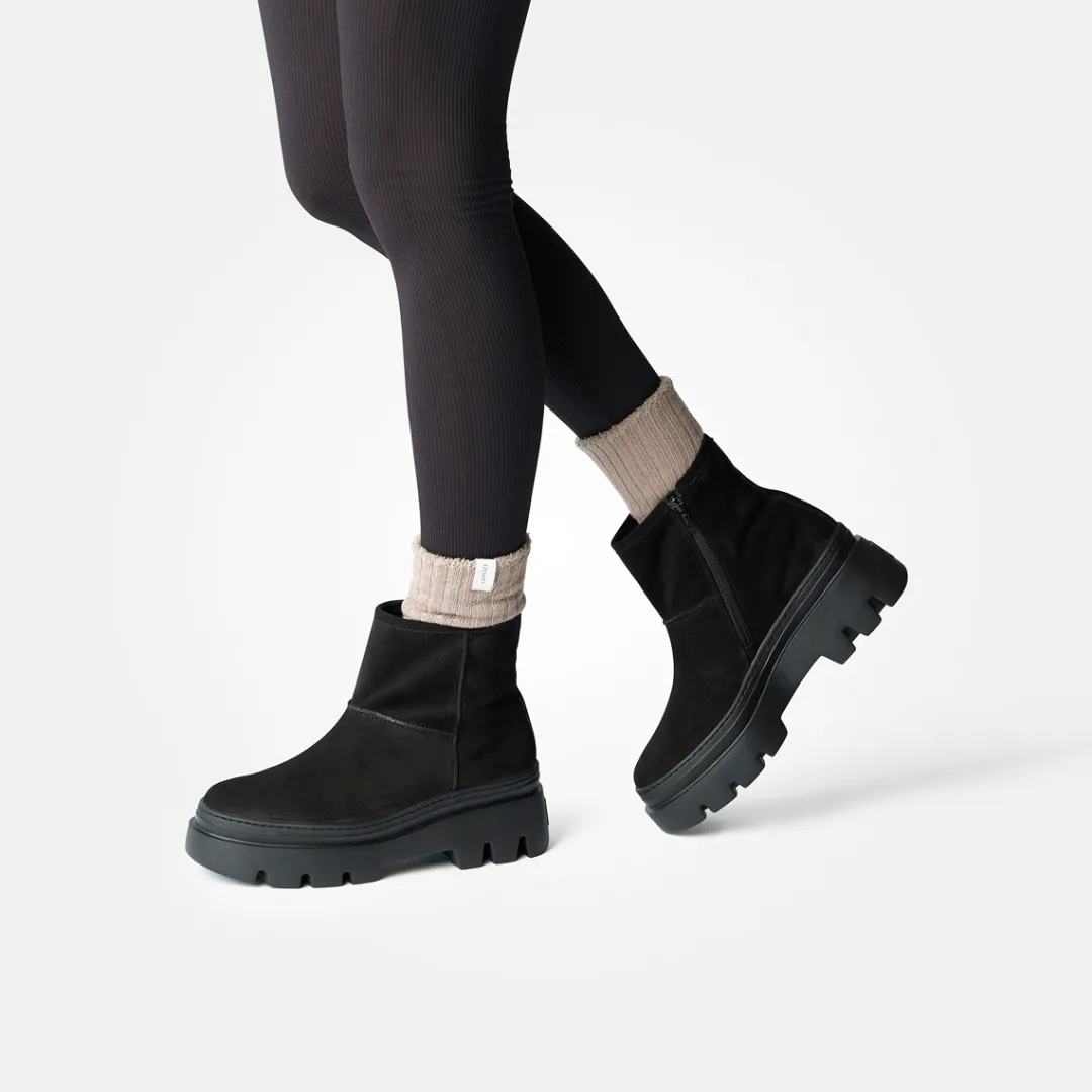 Paul Green Bootie with warm lining Black New
